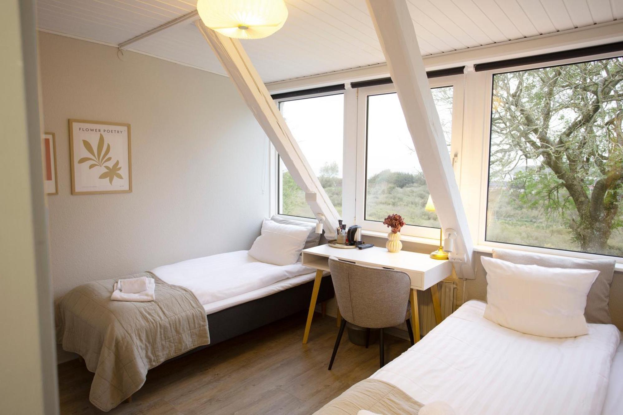 Hotelvfjorden Лемвиг Экстерьер фото